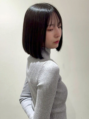 アッシュブラック ボブヘア シースルーバング ダメージレス