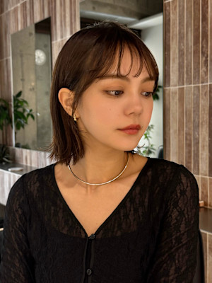 ココアベージュ/小顔に見せるヘア/黒髪カタログ/オリーブグレ