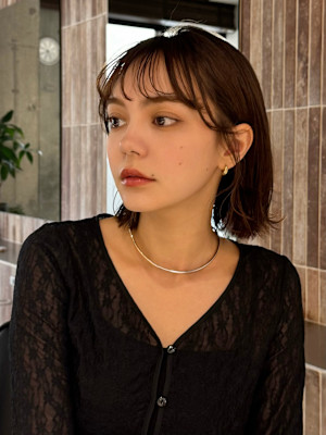 ココアベージュ/小顔に見せるヘア/黒髪カタログ/オリーブグレ