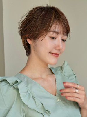 前下がりショート・ボブ/絶壁解消/前髪あり/40代/30代
