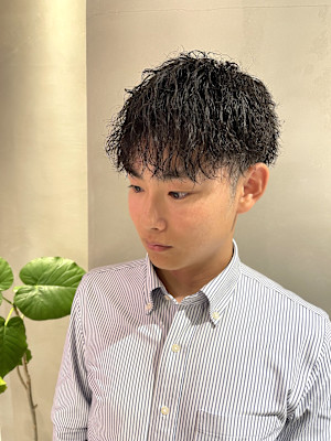 ビジネス　ツイストパーマスタイル