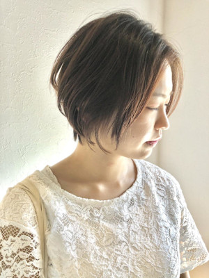 大人ショート　くびれショート