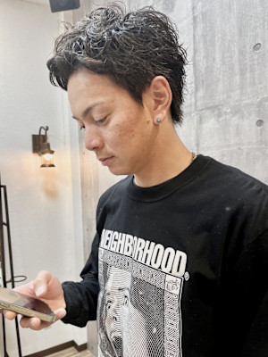 スパイキーパーマ