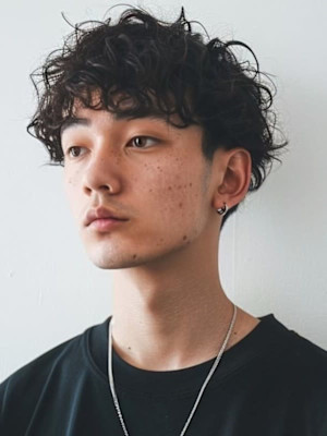 ツイストスパイラルパーマ ツーブロック マッシュ 20代