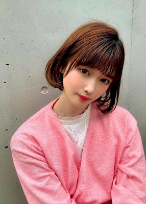 綺麗な艶髪スタイル　大人かわいいショート