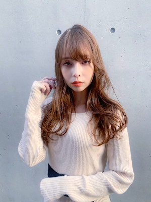 綺麗な艶髪スタイル　美髪レイヤー