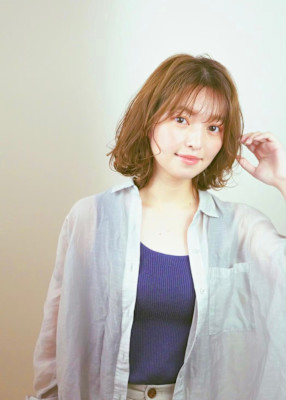 大人レイヤー/レイヤースタイル/顔まわりレイヤー