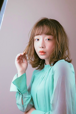 大人レイヤー/ミディアムレイヤースタイル