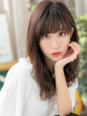 抜け感斜めバング韓国風巻きニュアンスパーマ　ココアブラウン