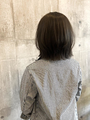 ボブレイヤー/くすみブラウン【ARCH Sayaka】