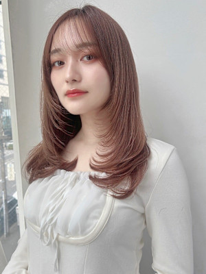 小顔ミディアムレイヤーカットワンカール前髪シースルーバング　