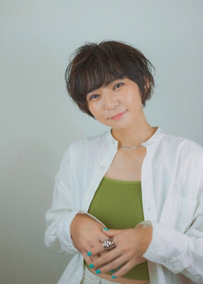 大人マッシュショートスタイル