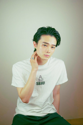 大人メンズヘアスタイルカジュアルオールバック