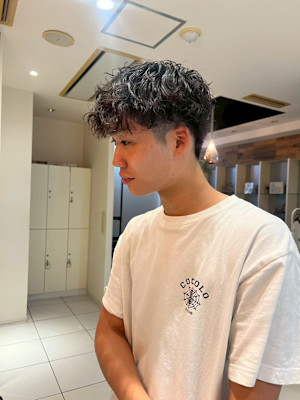 刈り上げマッシュパーマ