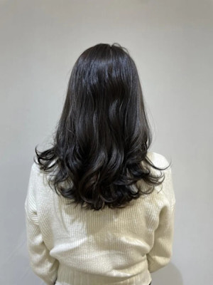 巻き髪ロング　ハイライト
