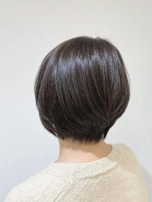 大人のふんわりショートボブ