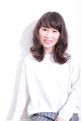 ハネ感くびれセミディ