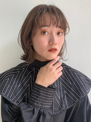 レイヤーミディ/軽やか質感/柔らか動き/小顔ひし形