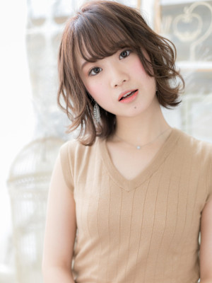 おしゃかわ♪斜めバングフェミニンボブ小顔ウルフ　根本パーマ