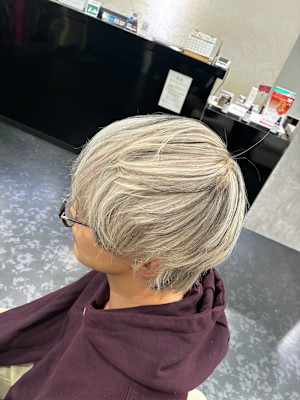 ホワイトカラー　ローライト