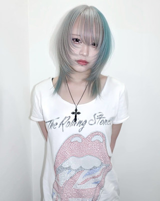 セクションカラー　ケアブリーチ　ブリーチカラー　表参道/原宿