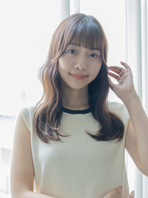 ナチュラルゆる巻きミディアム