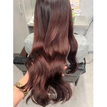 ピンクベージュカラー