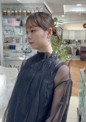 【お呼ばれヘア】