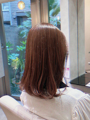 ミディアムボブ