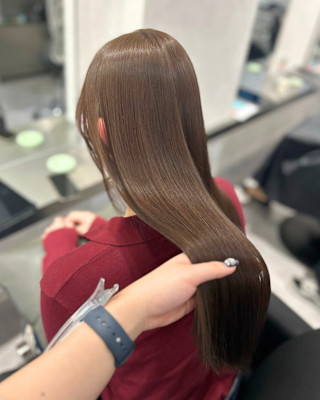 マロンブラウン