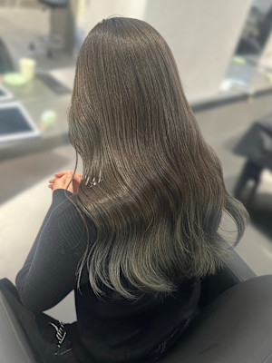 グラデーショングレージュ