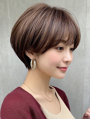 ショート ボブ 小顔 ココアベージュ 白髪ぼかし 30代