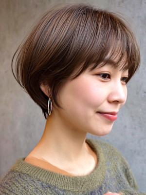 ショート 小顔 ボブ ココアベージュ 白髪ぼかし 30代