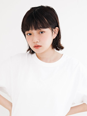 hum立川×ミディアムヘア