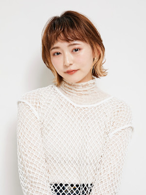 hum立川×ミディアムヘア