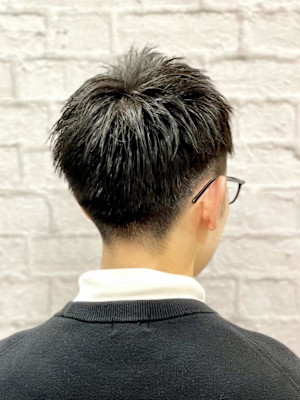 アップバングショート