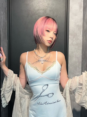 セクションカラー　ケアブリーチ　ブリーチカラー　表参道/原宿