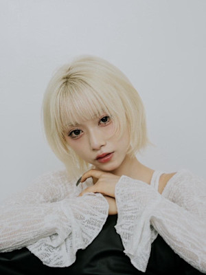 ボブウルフとブロンドでおしゃれハイトーン♪