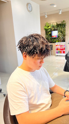 【今流行りのシャドウパーマ】