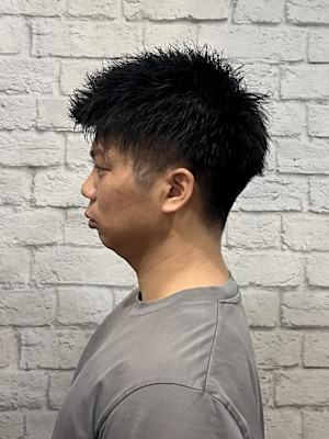 ツーブロスパイキーショート