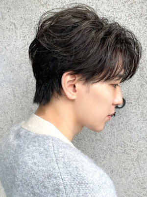 フェザーパーマ マッシュショート センターパート 20代