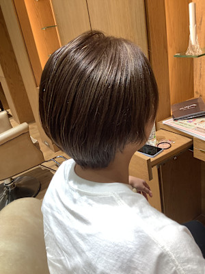 ツヤツヤショート