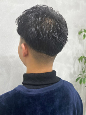 スキンフェードスタイル 　