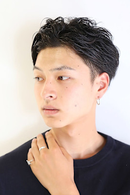 カジュアルオールバックスタイル