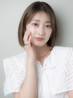 やわらかストレートボブ