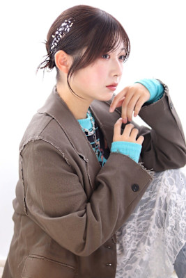 20代30代お呼ばれセットカチモリ卒業式ヘアおくれ毛カット