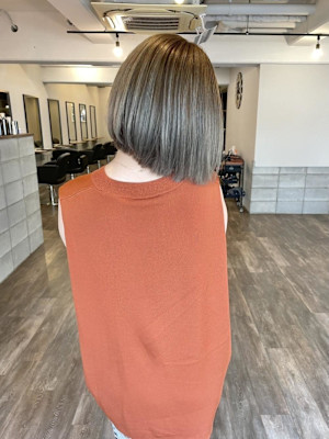 ハイトーンボブ