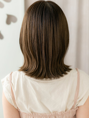 くびれミディアム小顔クラゲヘアーウルフボブディ20代30代