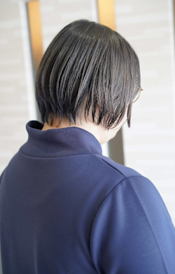 透け艶アッシュショートボブ