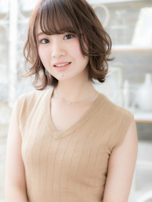 おしゃかわ♪斜めバングフェミニンボブ小顔ウルフ　根本パーマ